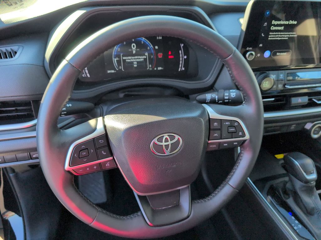 Thumbnail: 2025 Toyota Grand Highlander - 23