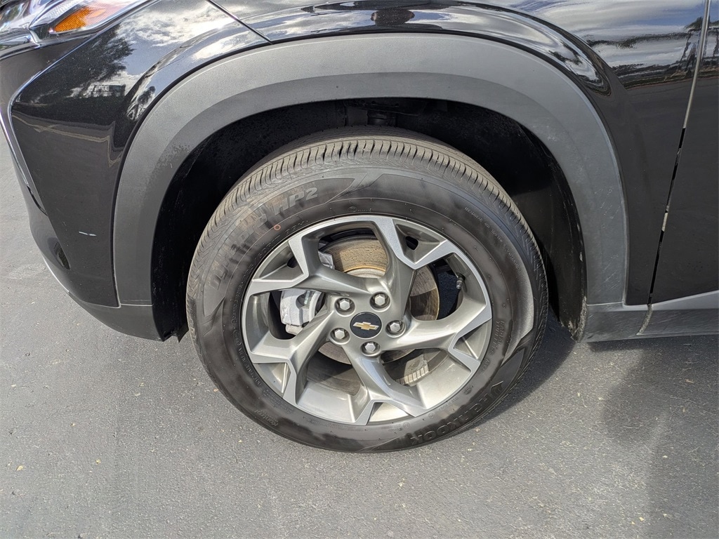 Thumbnail: 2025 Chevrolet Trax - 13