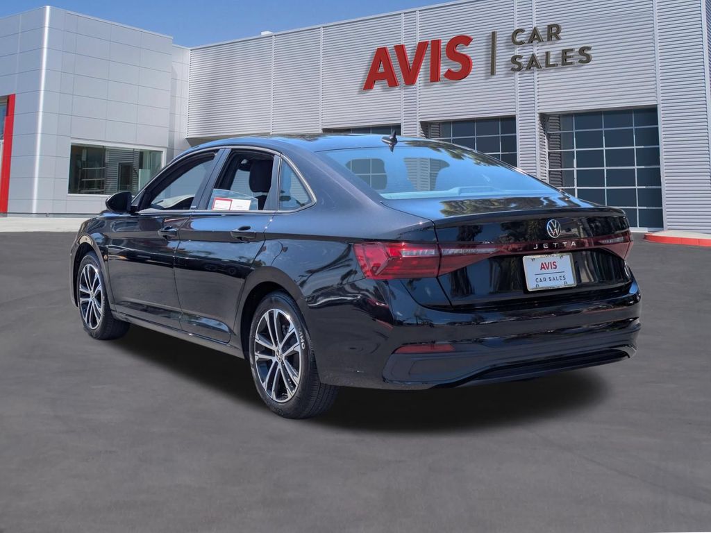 Thumbnail: 2025 Volkswagen Jetta - 9