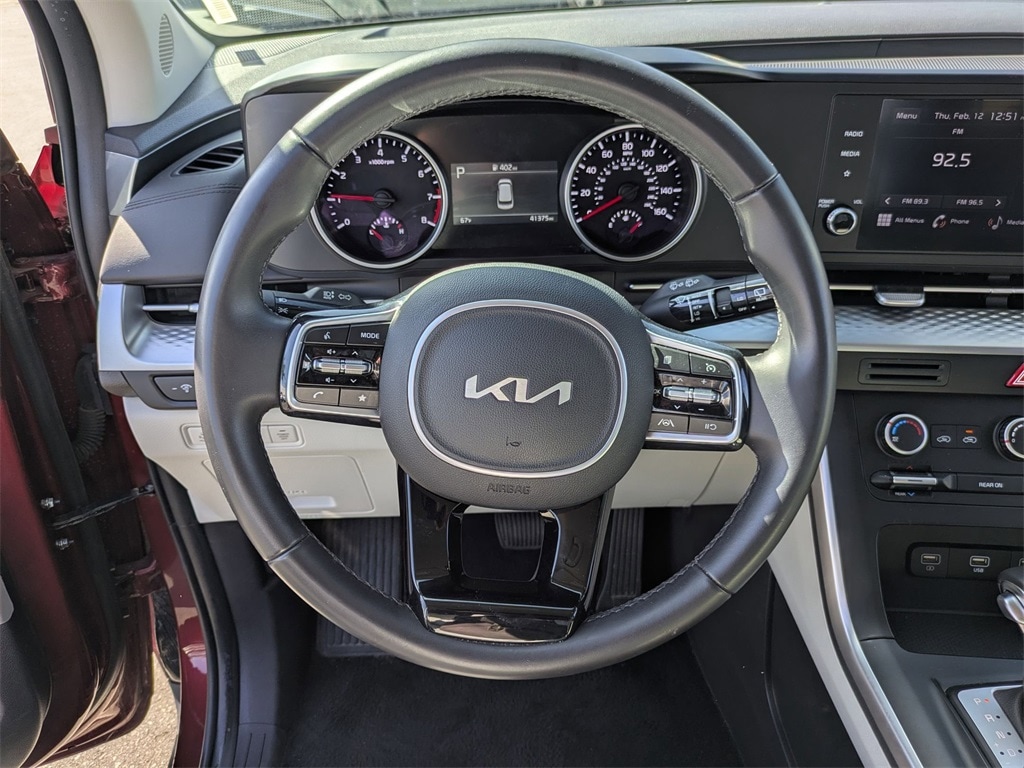 Thumbnail: 2024 Kia Carnival - 18