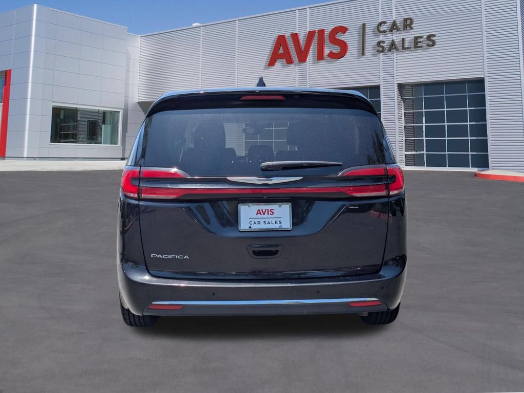 Thumbnail: 2023 Chrysler Pacifica - 7