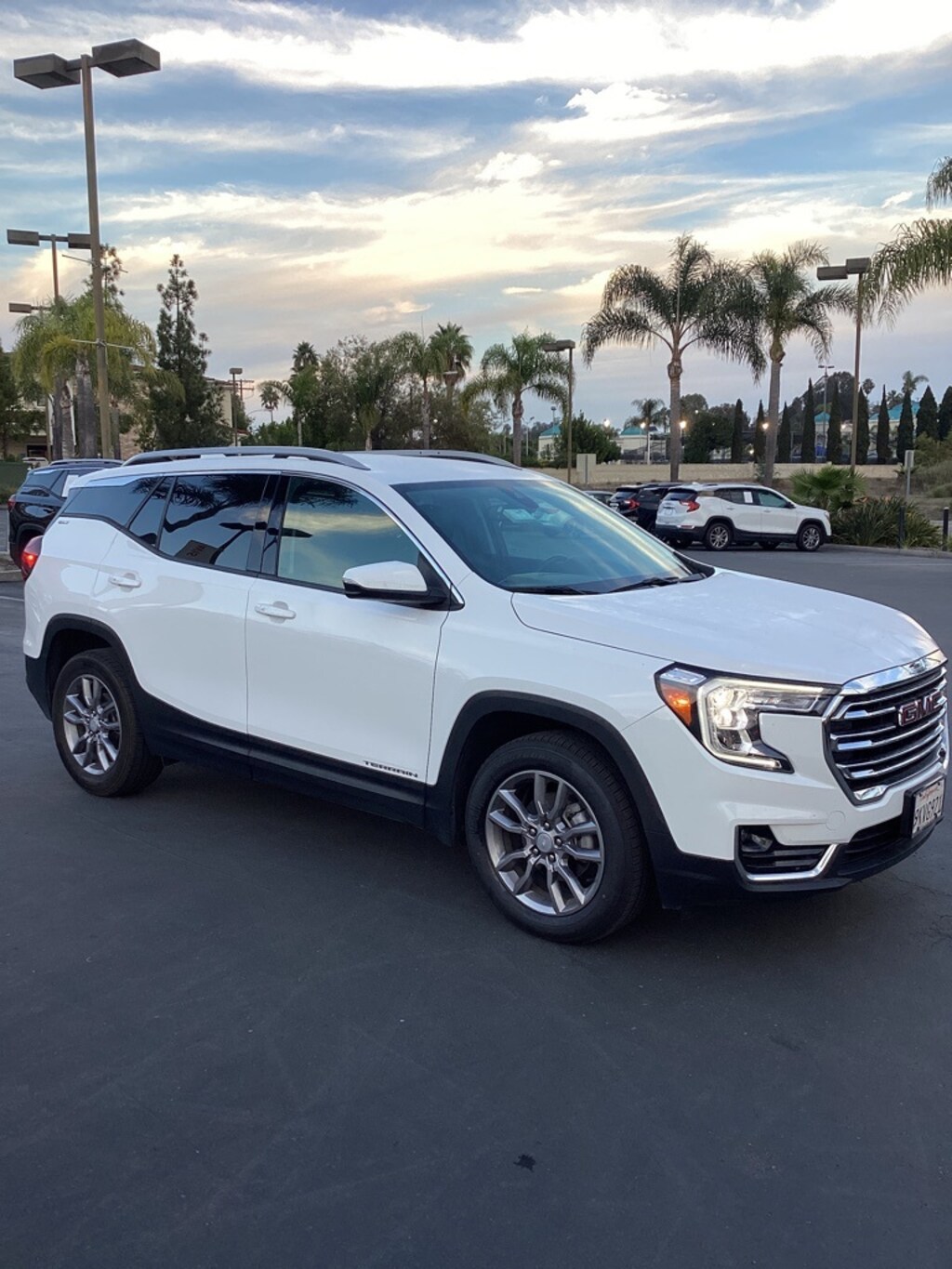 Certified 2024 GMC Terrain SLT SUV