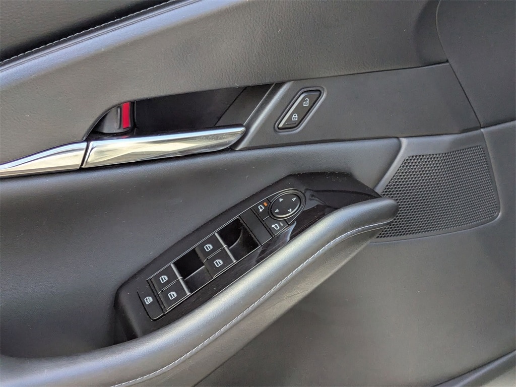 Thumbnail: 2025 Mazda CX-30 - 16