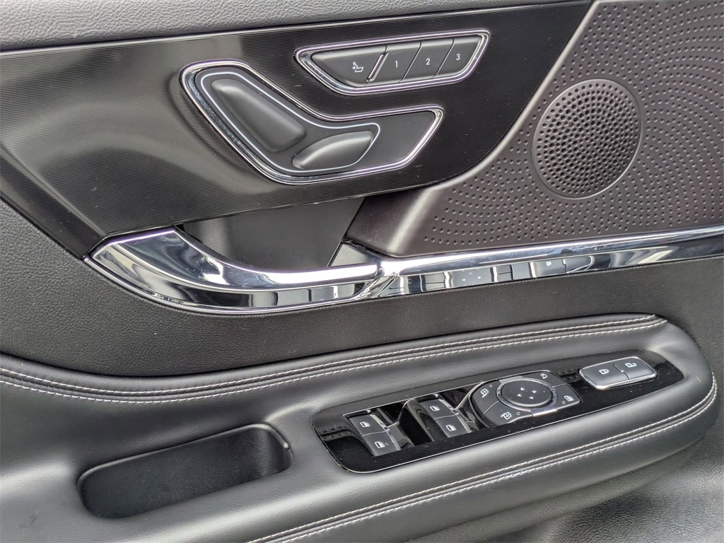 Thumbnail: 2024 Lincoln Corsair - 16