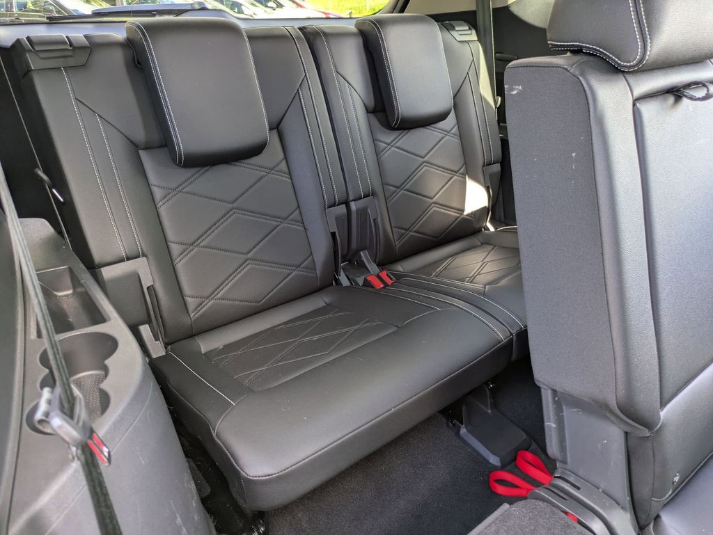 Thumbnail: 2025 Volkswagen Atlas - 29