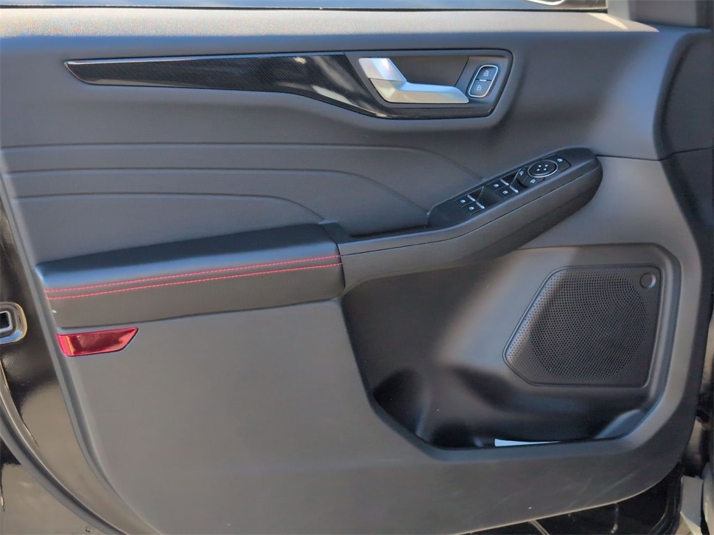 Thumbnail: 2025 Ford Escape - 16