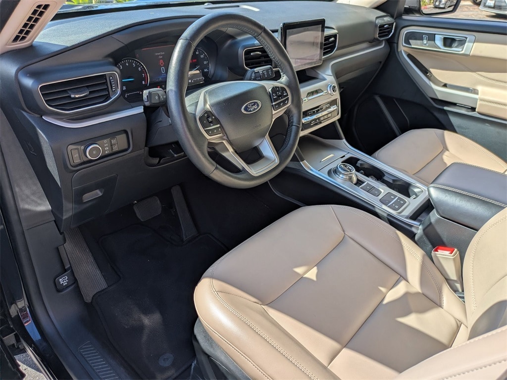 Thumbnail: 2024 Ford Explorer - 17