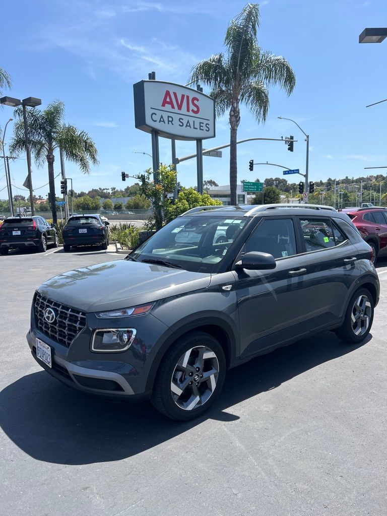 2025 Hyundai Venue SEL