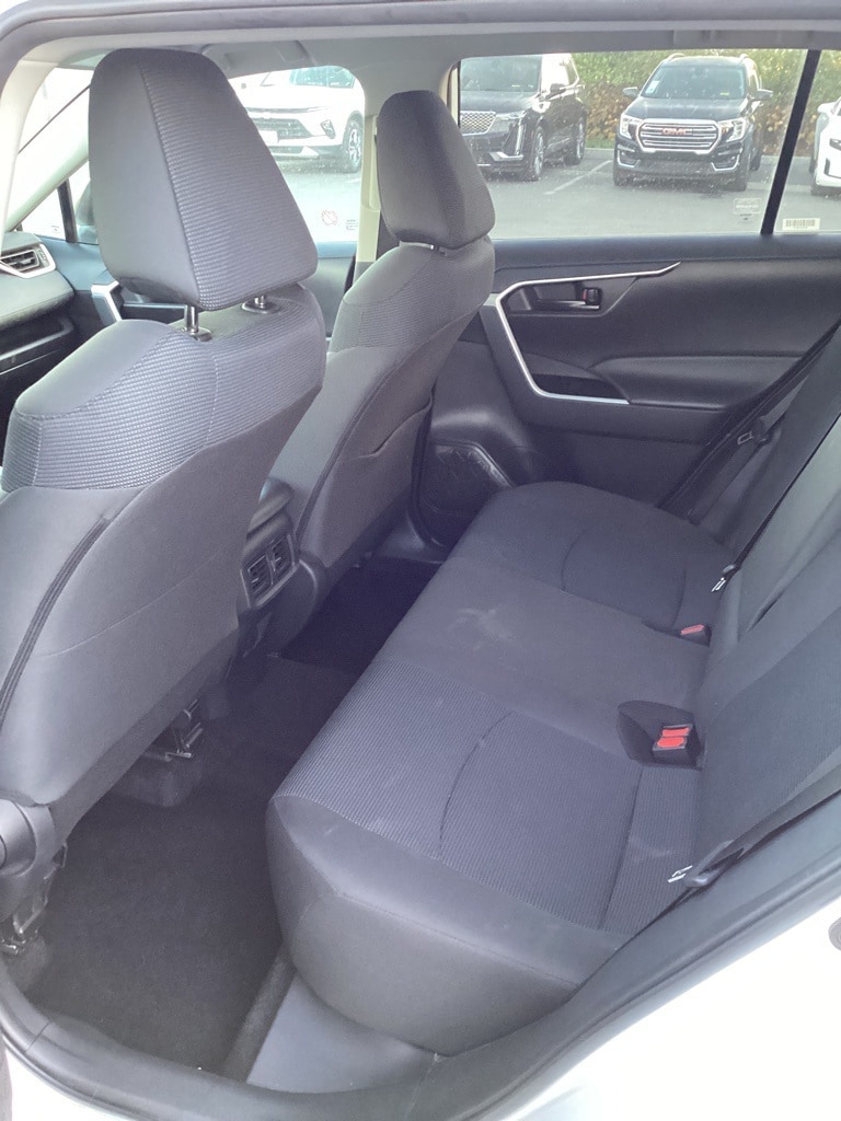 Thumbnail: 2024 Toyota RAV4 - 9