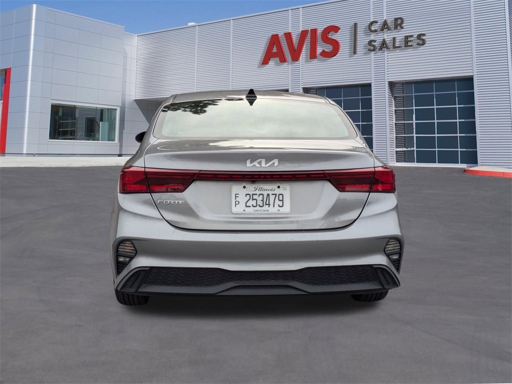 Thumbnail: 2024 Kia Forte - 7