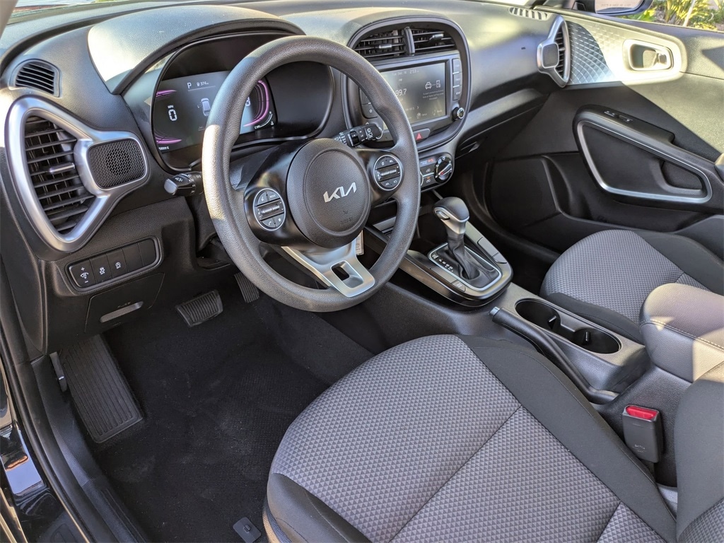 Thumbnail: 2024 Kia Soul - 17