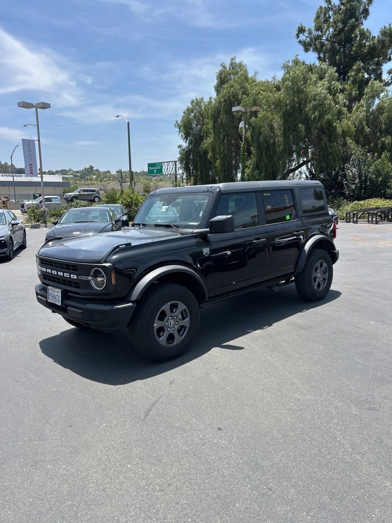 2025 Ford Bronco's photo