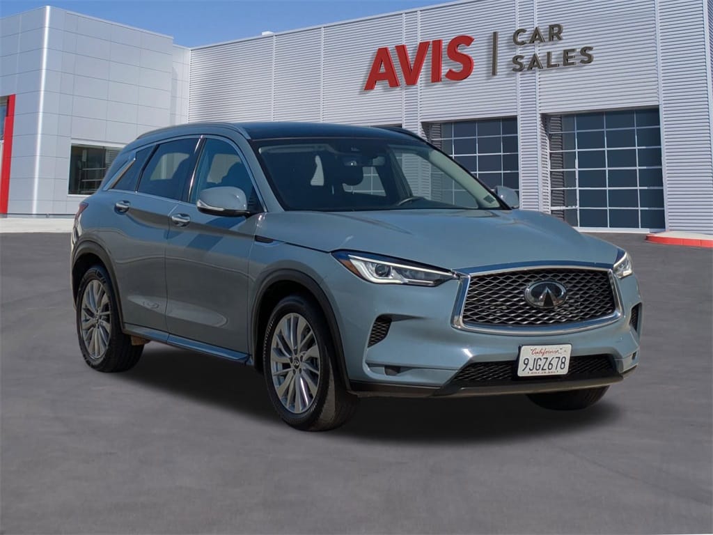 Thumbnail: 2024 INFINITI QX50 - 3