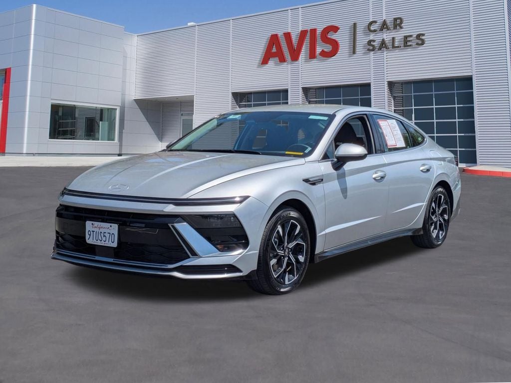 2025 Hyundai Sonata SEL's photo