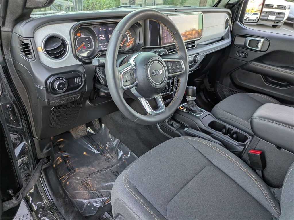 Thumbnail: 2024 Jeep Wrangler - 17