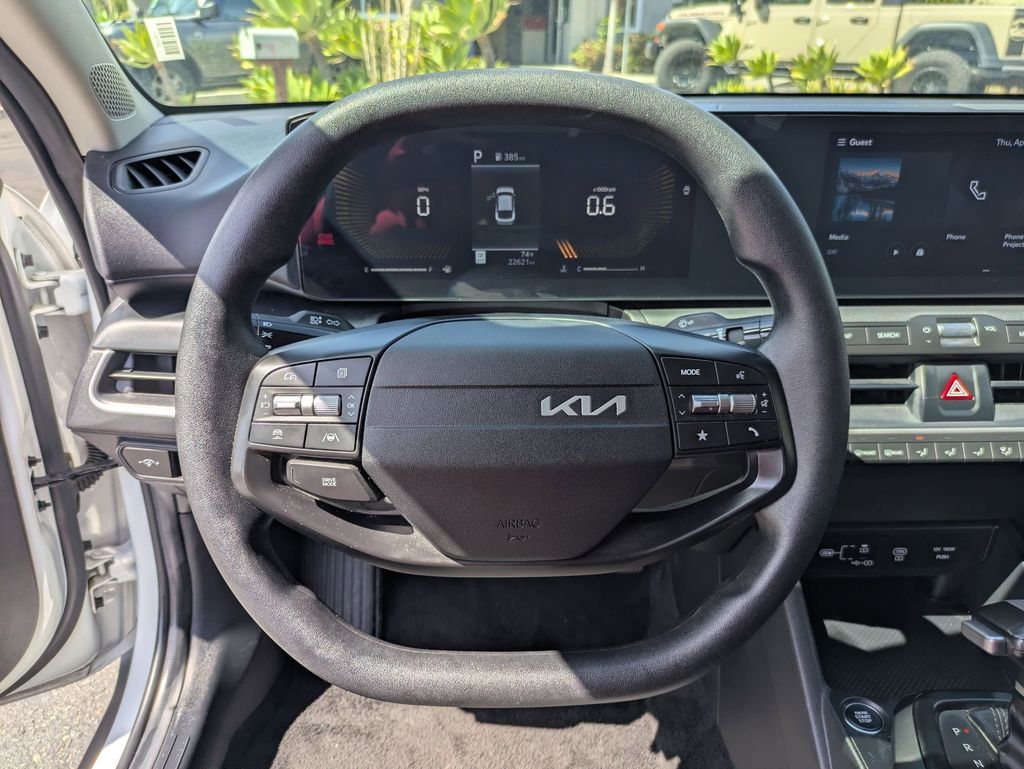 Thumbnail: 2025 Kia K4 - 18