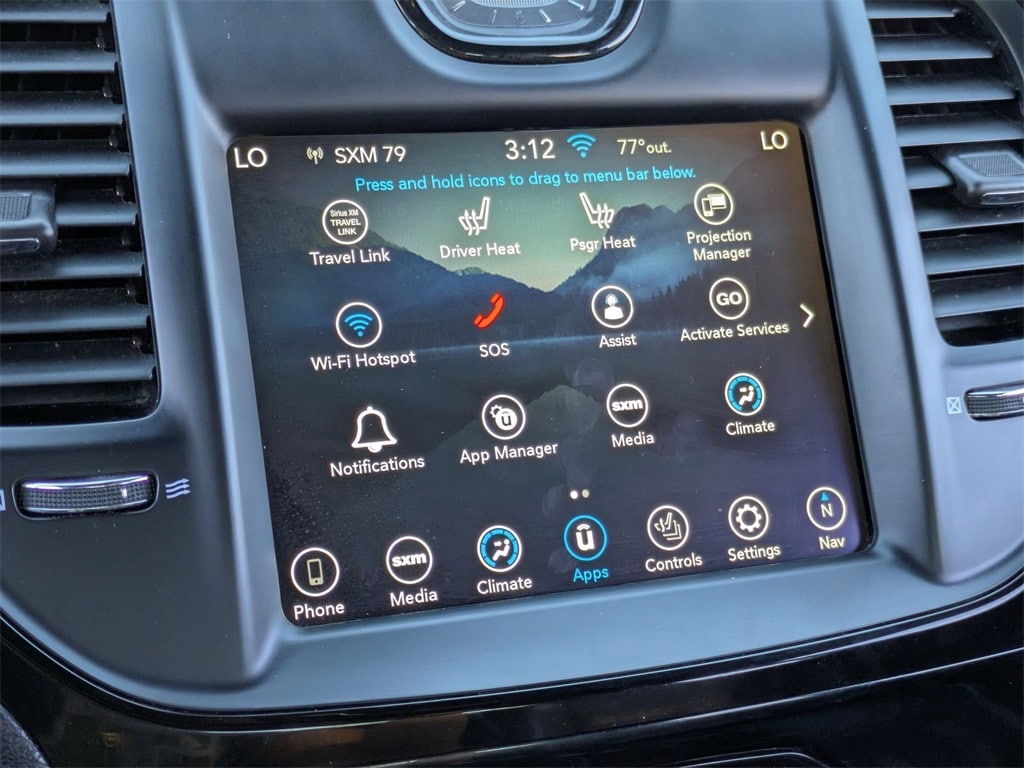 Thumbnail: 2023 Chrysler 300 - 21