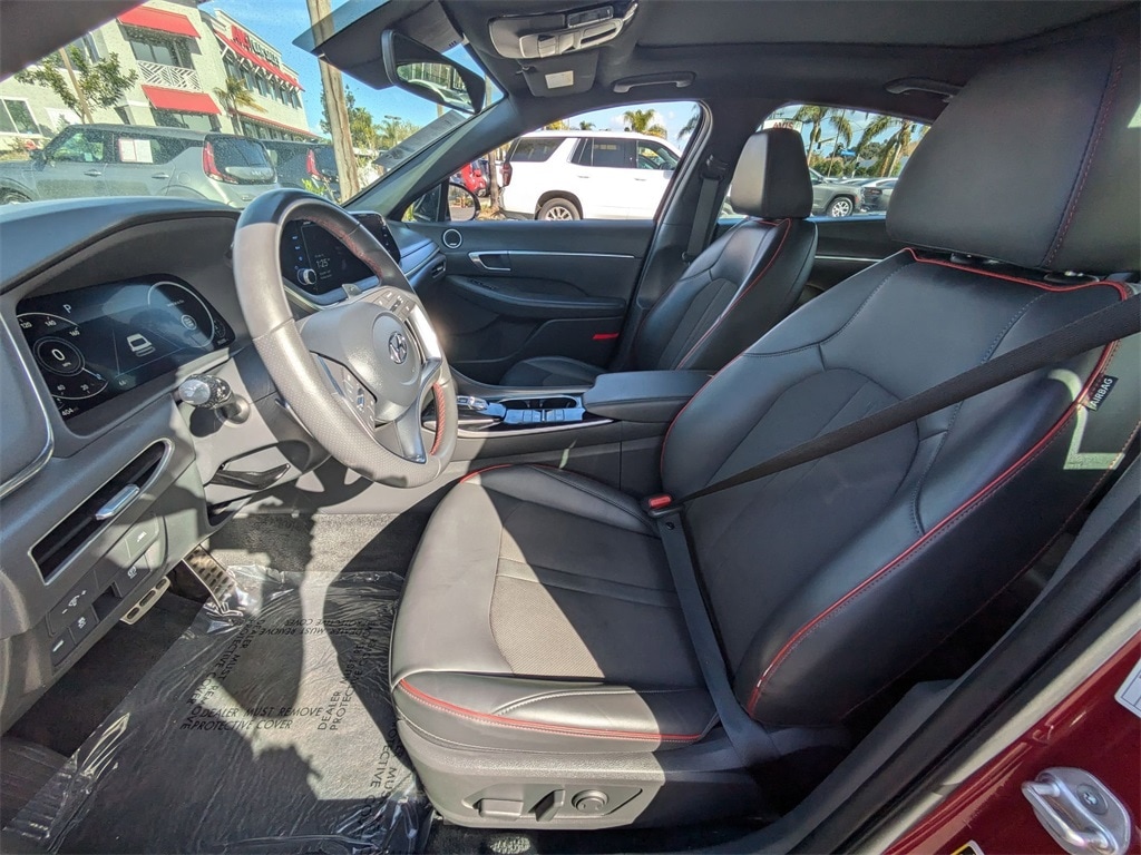 Thumbnail: 2023 Hyundai Sonata - 16