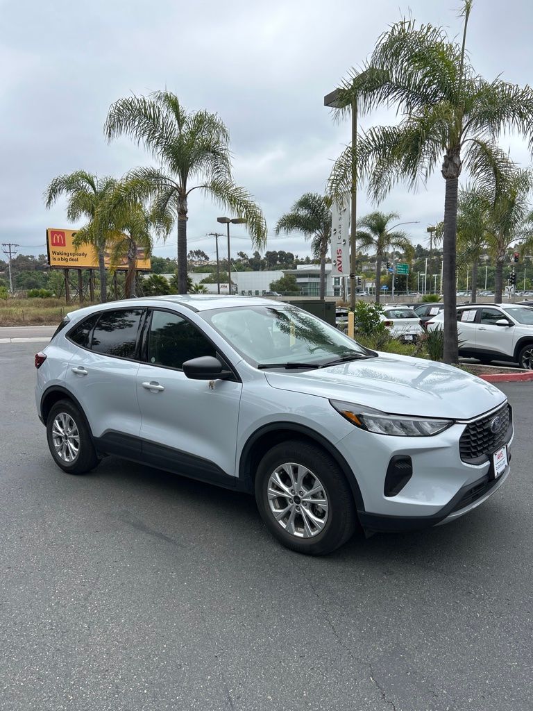 Thumbnail: 2025 Ford Escape - 6