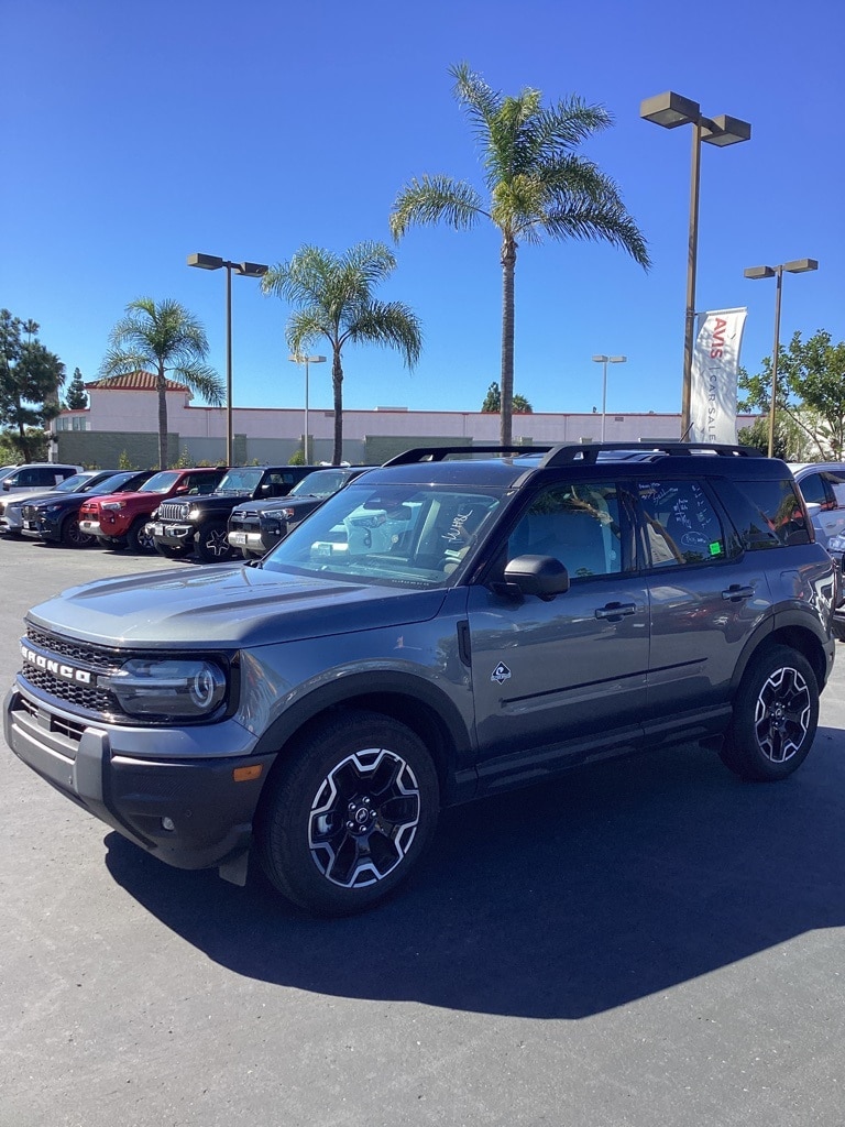 Thumbnail: 2025 Ford Bronco Sport - 5