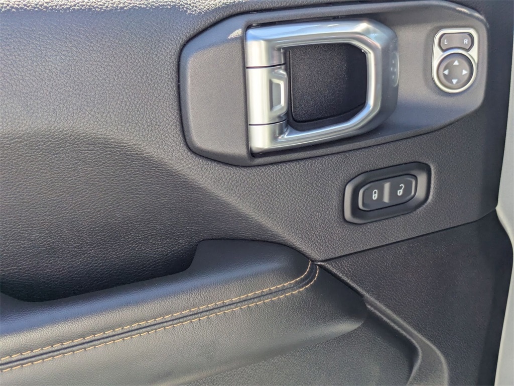Thumbnail: 2024 Jeep Wrangler - 16