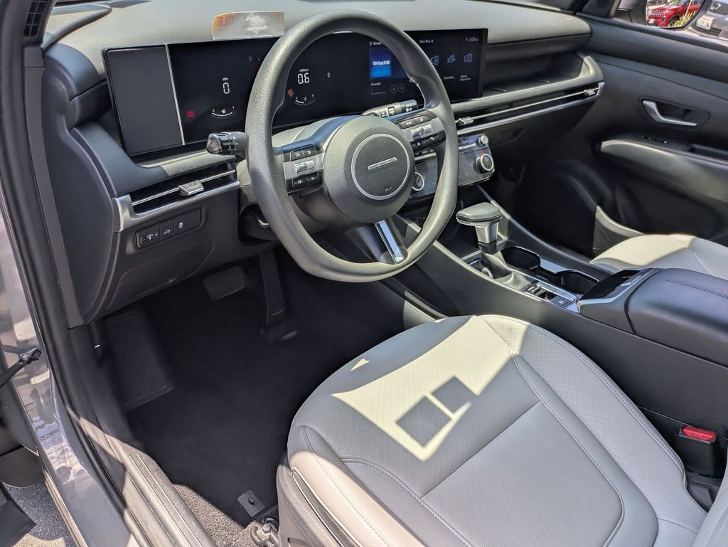 Thumbnail: 2025 Hyundai Santa Cruz - 17