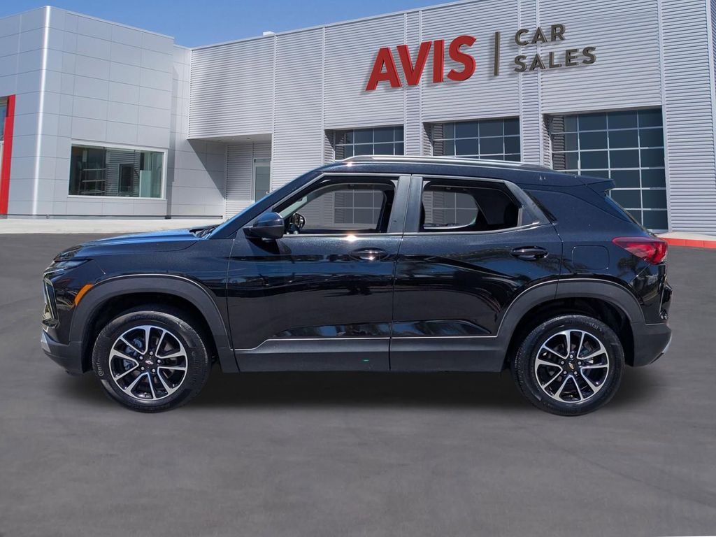 Thumbnail: 2025 Chevrolet TrailBlazer - 10