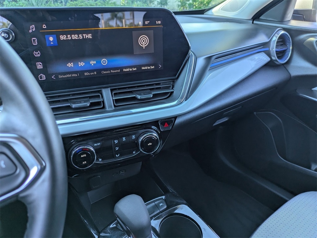 Thumbnail: 2025 Chevrolet Trax - 20