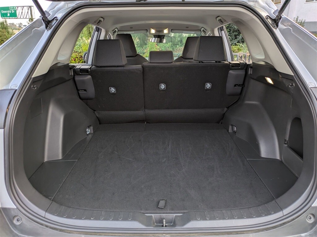 Thumbnail: 2025 Toyota RAV4 - 27