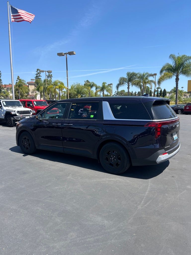 Thumbnail: 2025 Kia Carnival - 5