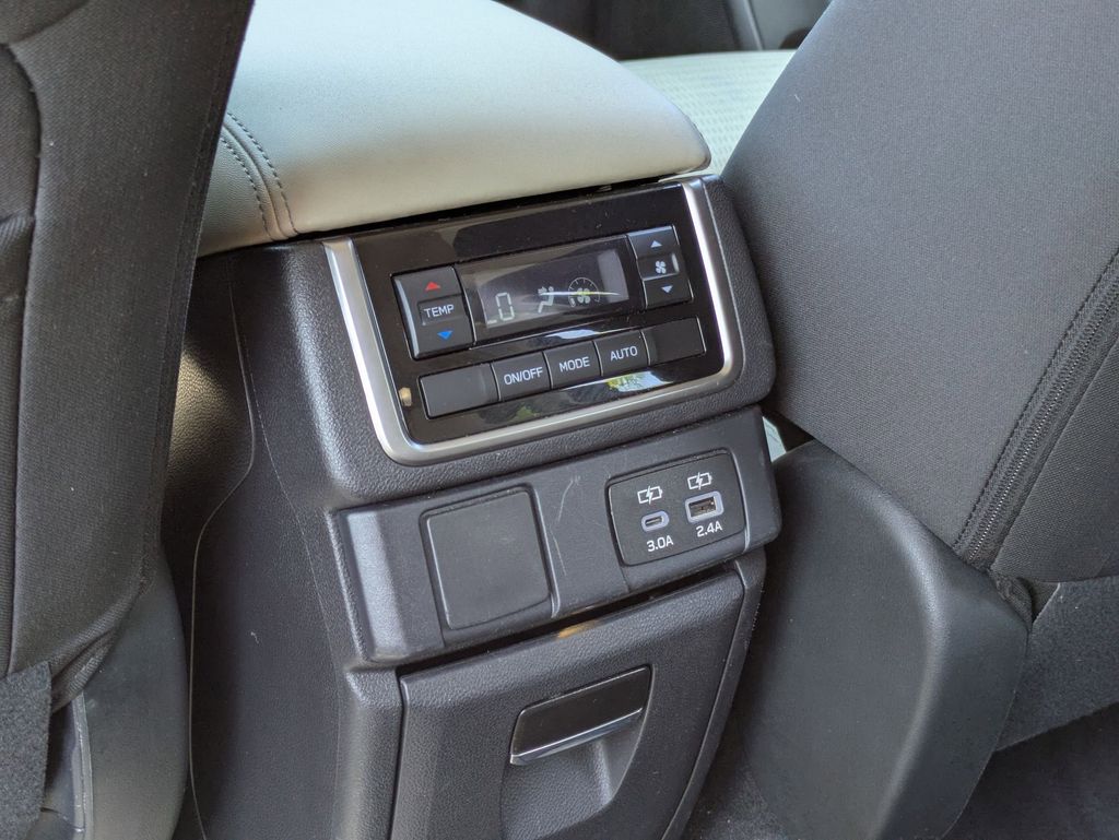 2025 Subaru Ascent Premium - Photo 25