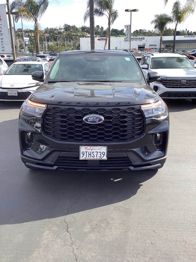 Thumbnail: 2025 Ford Explorer - 5