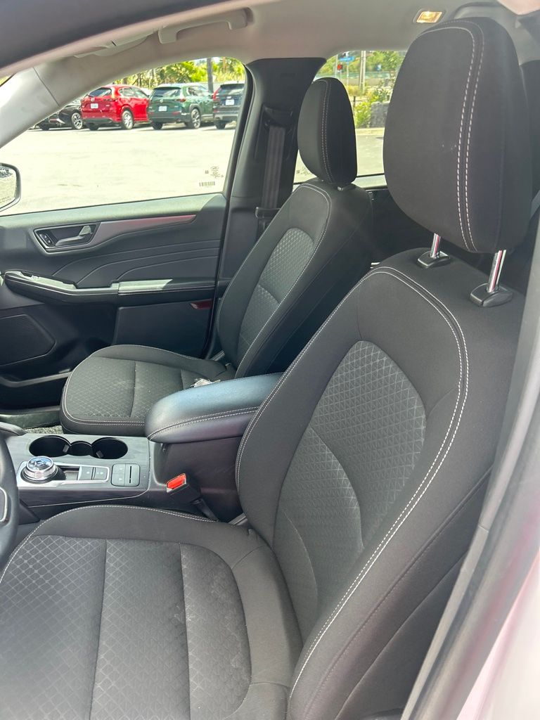 Thumbnail: 2025 Ford Escape - 16