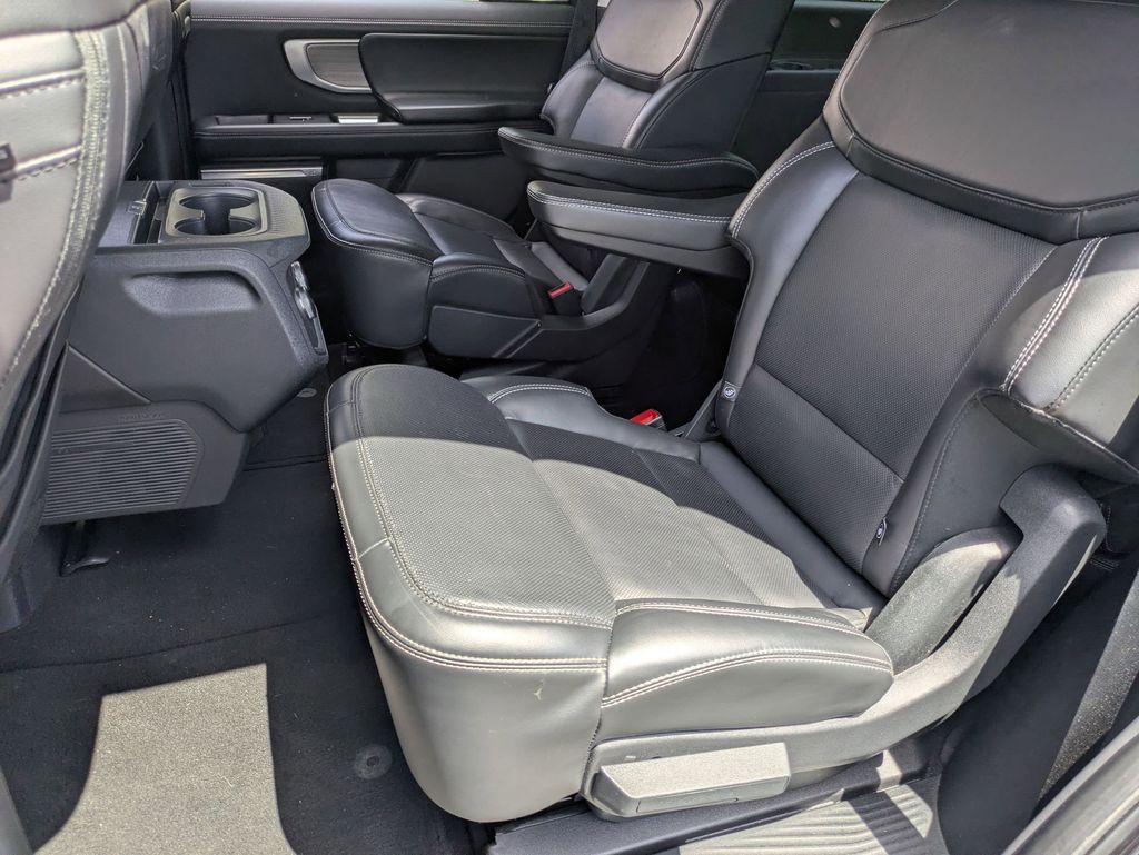 Thumbnail: 2025 Ford Expedition - 26