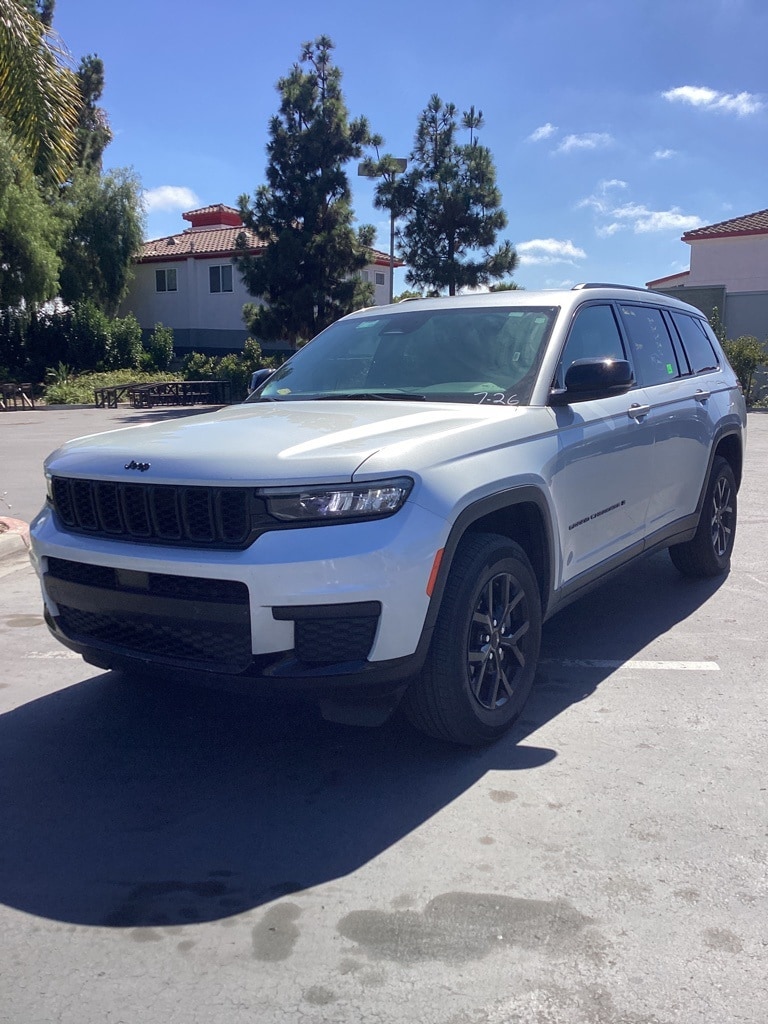Thumbnail: 2024 Jeep Grand Cherokee L - 1