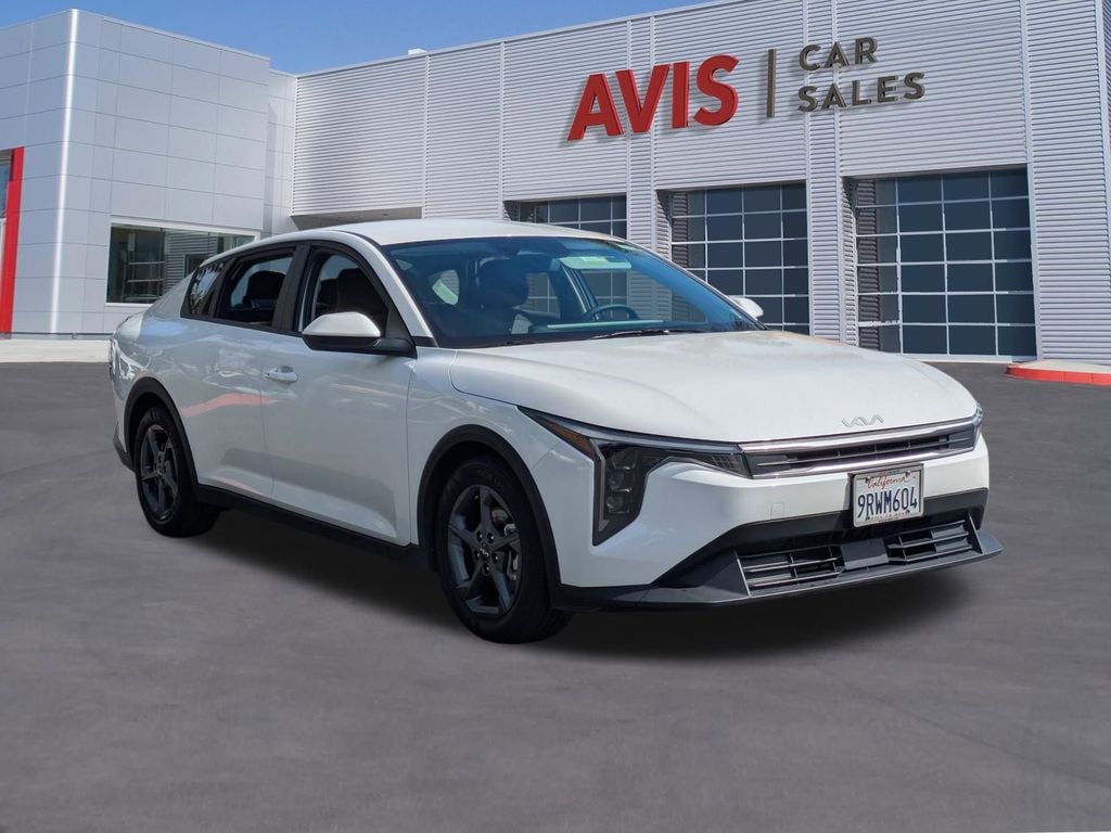 Certified 2025 Kia K4 Sedan