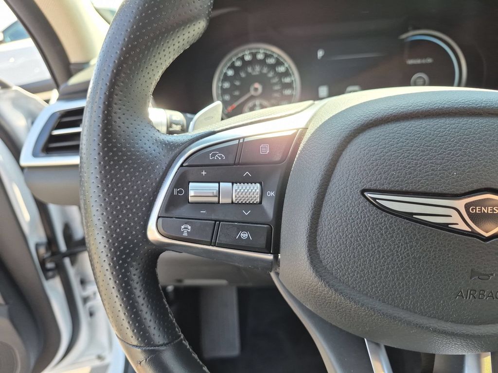 Thumbnail: 2025 Genesis G70 - 21