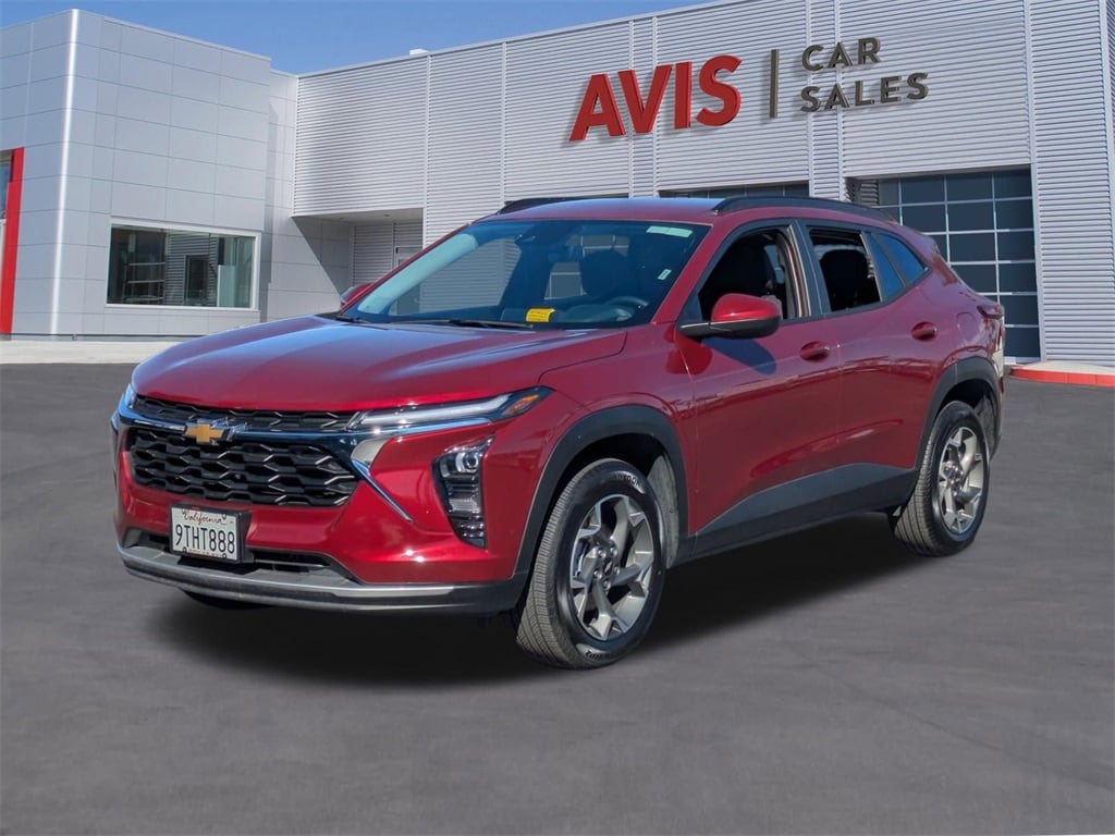 Thumbnail: 2025 Chevrolet Trax - 1