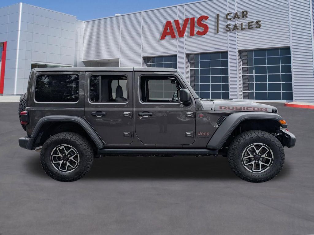 Thumbnail: 2025 Jeep Wrangler - 5