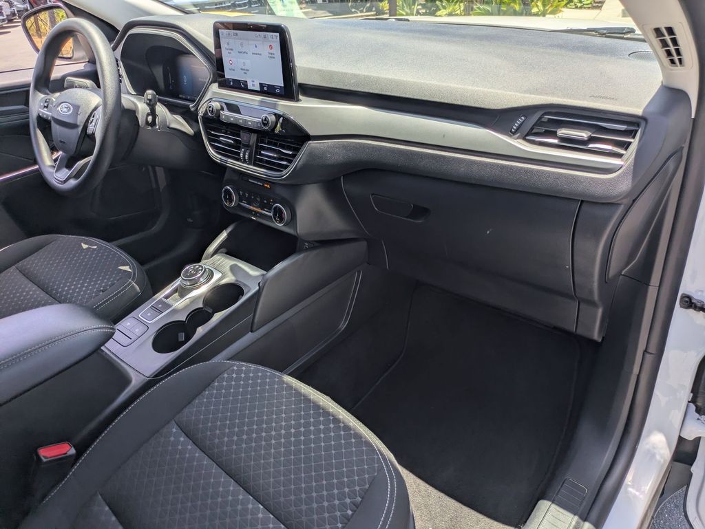 Thumbnail: 2025 Ford Escape - 30