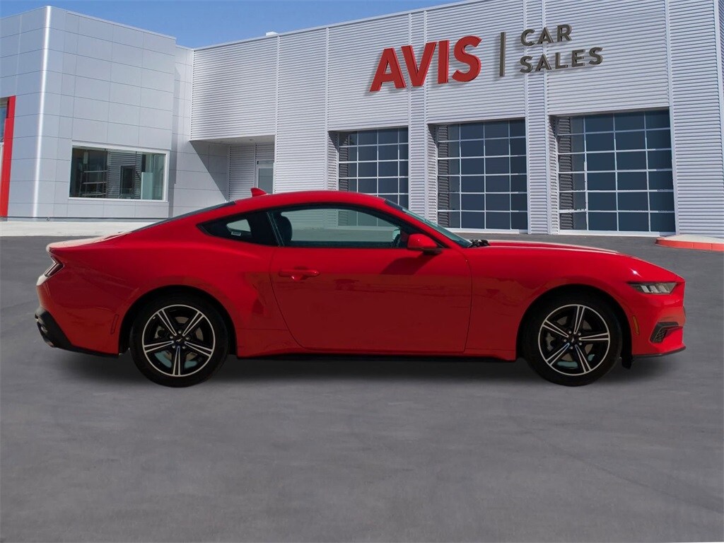 2024 Ford Mustang EcoBoost photo 4