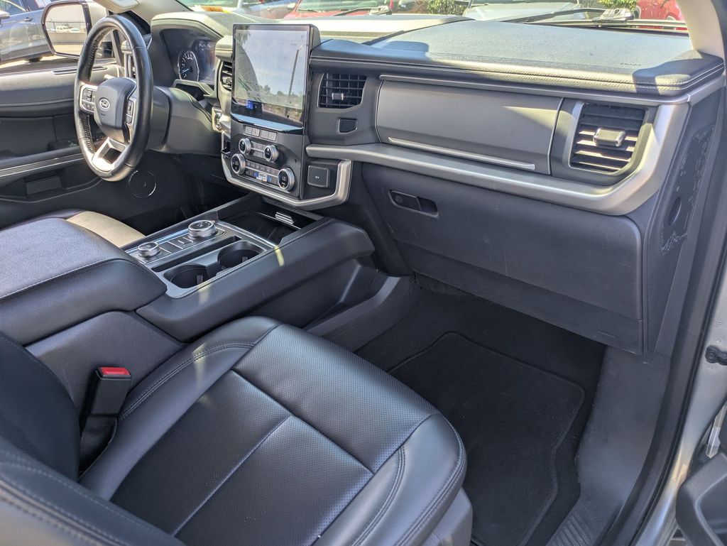 Thumbnail: 2024 Ford Expedition MAX - 30