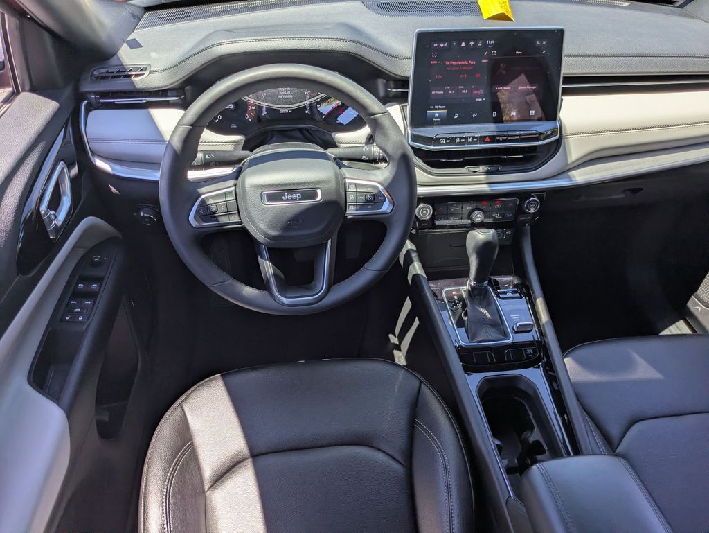 Thumbnail: 2025 Jeep Compass - 24