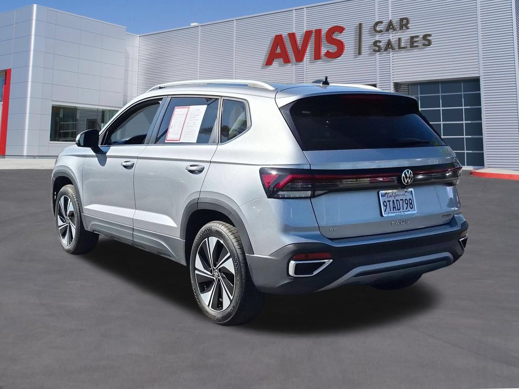 Thumbnail: 2025 Volkswagen Taos - 9