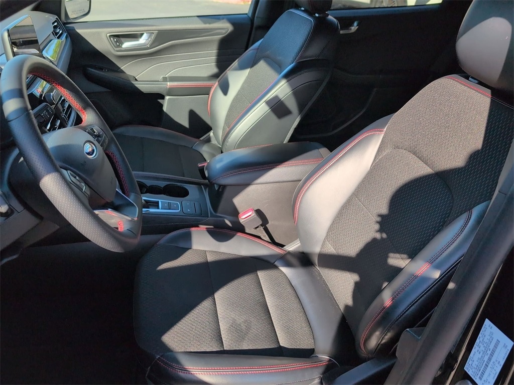 Thumbnail: 2025 Ford Escape - 14