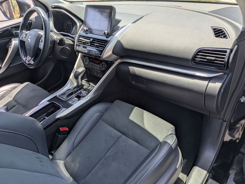 Thumbnail: 2025 Mitsubishi Eclipse Cross - 29