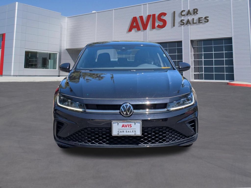 Thumbnail: 2025 Volkswagen Jetta - 2