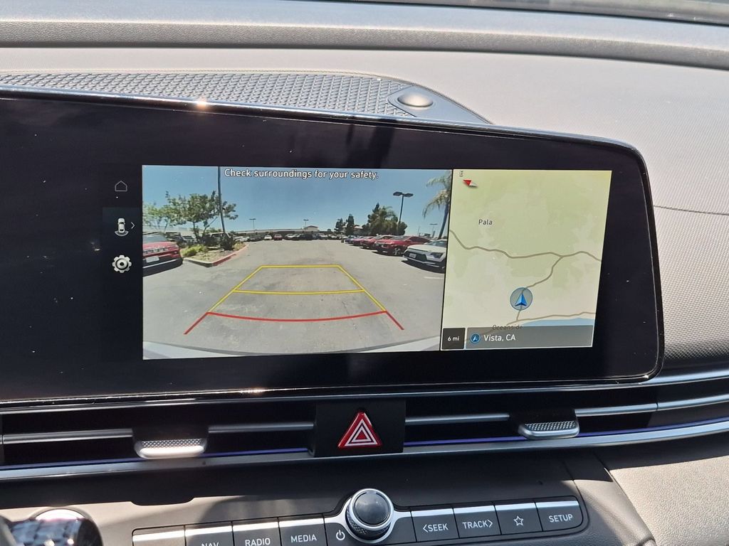 Thumbnail: 2025 Hyundai Elantra - 18
