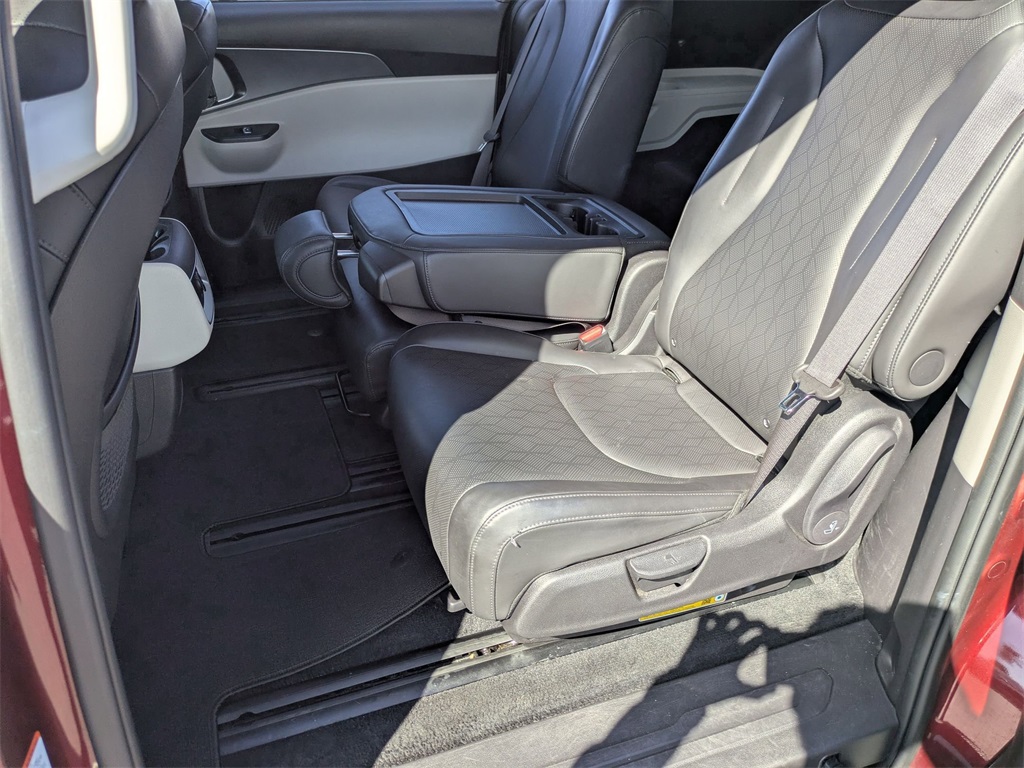 Thumbnail: 2024 Kia Carnival - 27