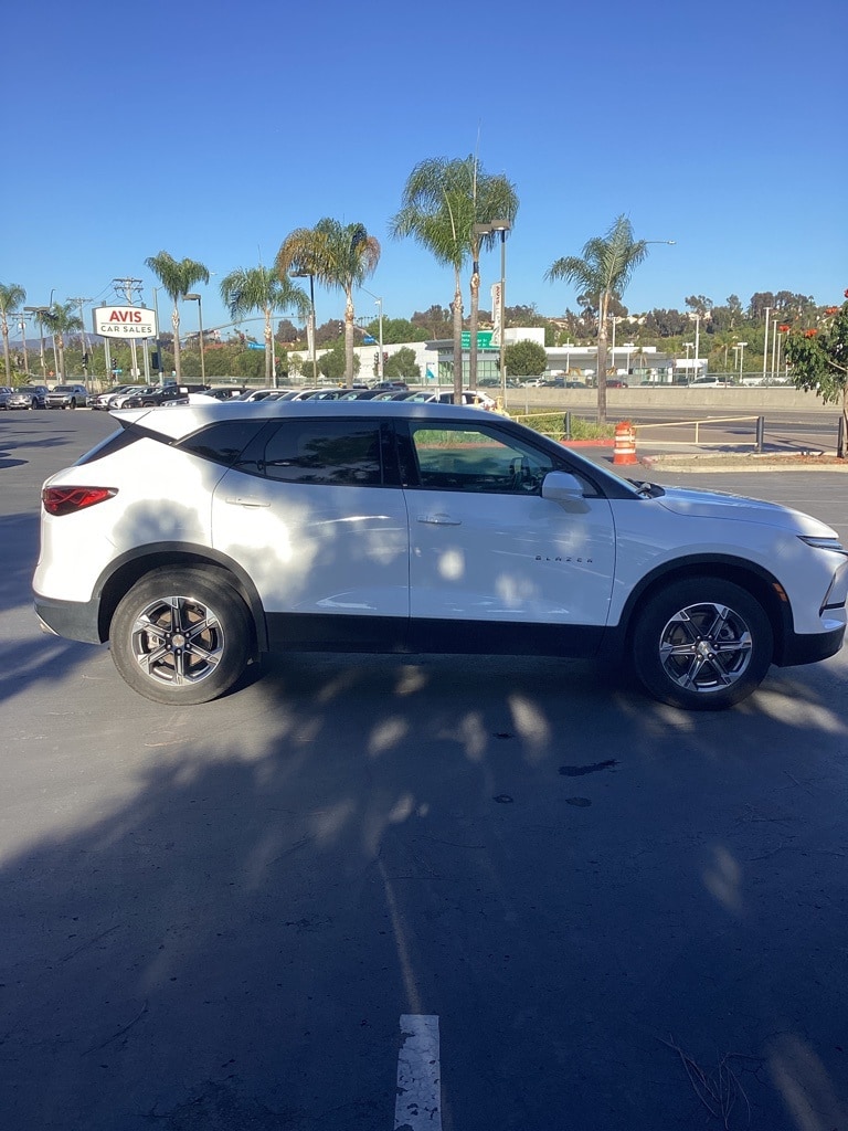 Thumbnail: 2023 Chevrolet Blazer - 6